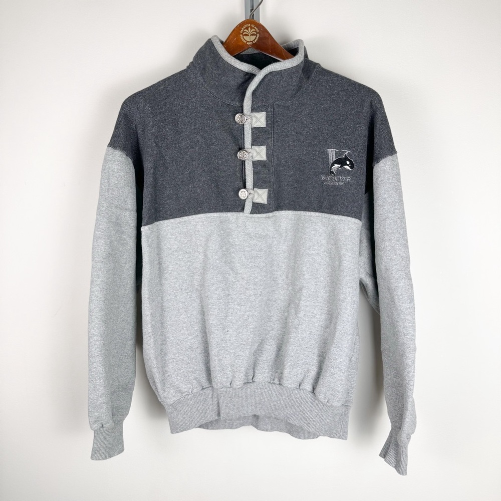 Vintage Vancouver Aquarium Sweater